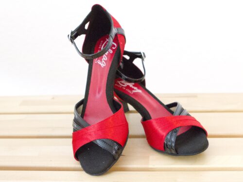 Lidmag_701 rot schwarz